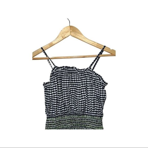 Urban outfitters smocked plaid dress size medium - Picture 2 of 8